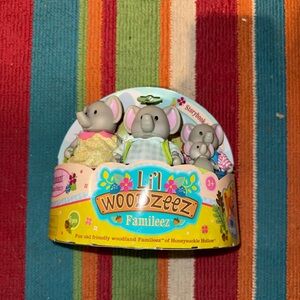 Lil woodzeez Famileez Elephant Family Playset